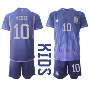 Argentina Lionel Messi #10 Replika Babytøj Udebanesæt Børn VM 2022 Kortærmet (+ Korte bukser)